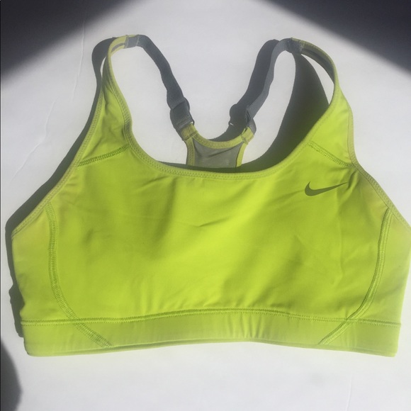 Nike Other - [Nike] dri fit sports bra green XS run walk train